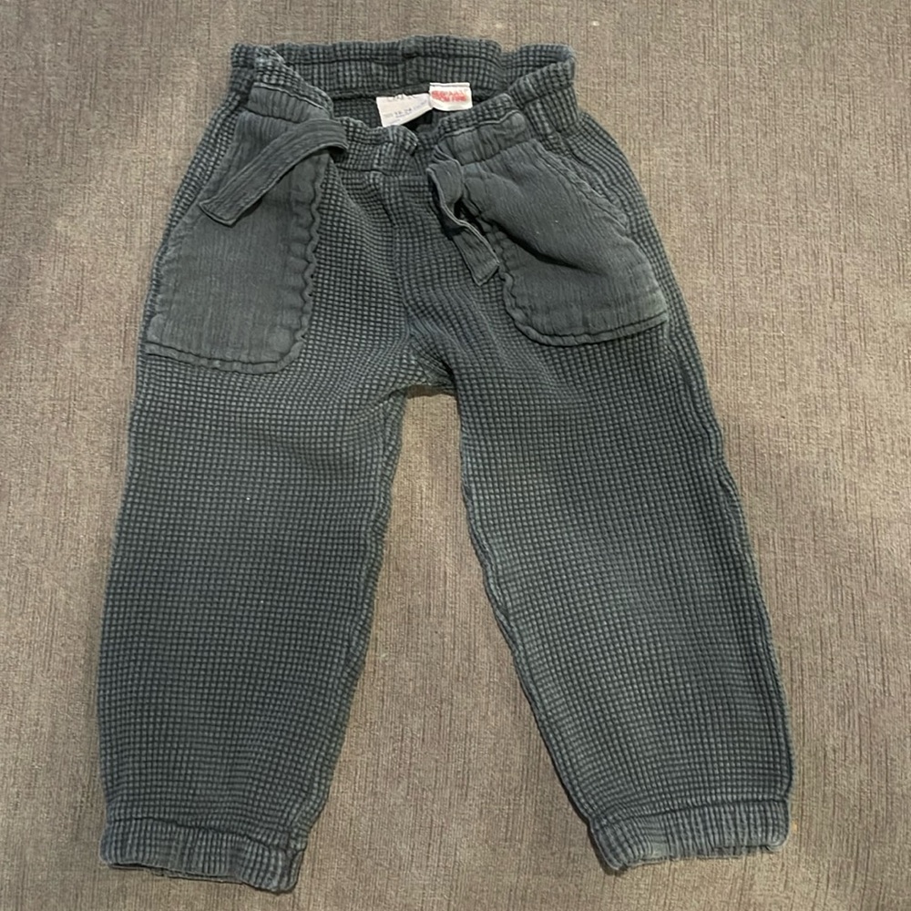 Zara sweats